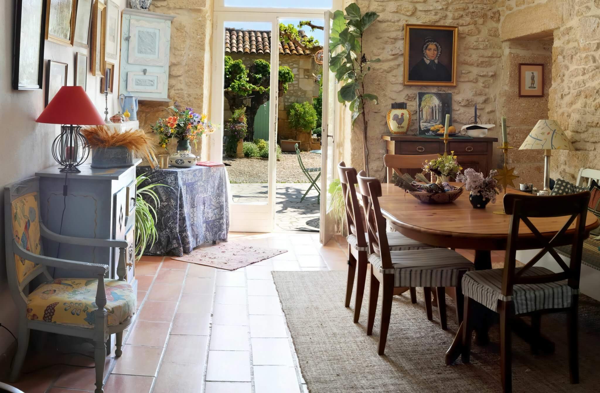 Landhausstil für jedes Zimmer: Tipps für eine natürlich schöne