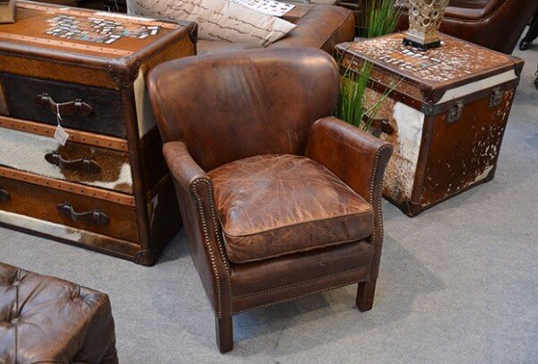 Der Kolonialstil – wohnen mit Leder und Holz