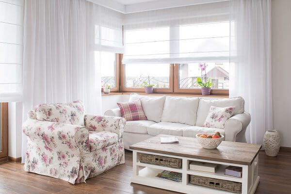 Dunkle Räume heller machen: So kommt Licht ins Haus!