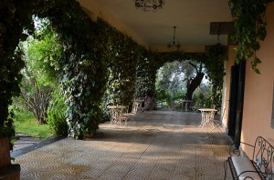 Die Loggia eines Landhausgutes